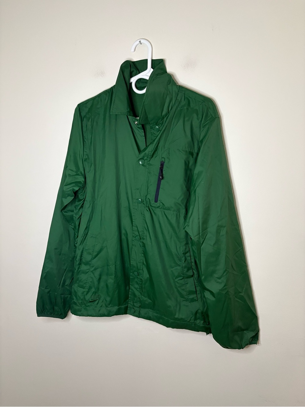 Nike Small Green Button Up Sporty Hiking Jacket Lightweight Fall Windbreaker